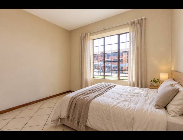 2 BEDROOM APARTMENT FOR SALE IN NOORDWYK